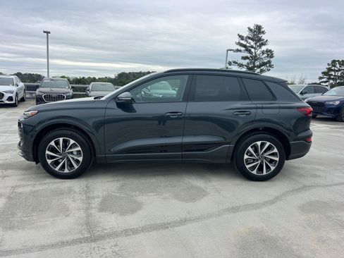 New 2025 Audi Q6 e-tron Premium Plus image 8