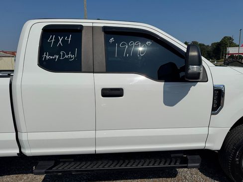 Used 2019 Ford F250 XL w/ Power Equipment Group AWD/4WD image 13