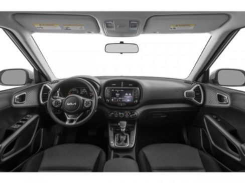 Certified 2022 Kia Soul LX w/ Technology Package FWD image 11