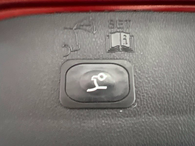 Used 2016 Ford Escape Titanium AWD/4WD image 9