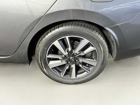 Used 2024 Nissan Versa SV FWD image 11