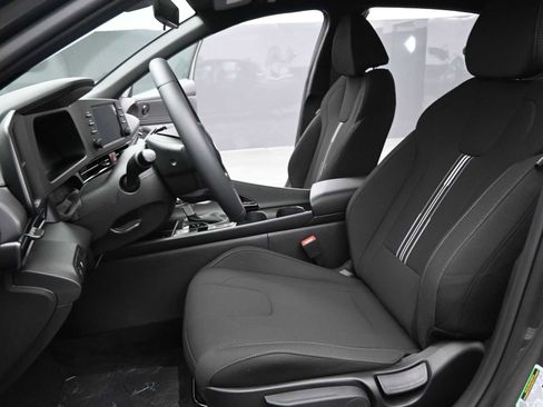 New 2026 Hyundai Elantra SEL Sport Premium image 15