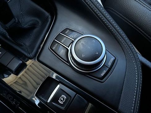 Used 2021 BMW X1 sDrive28i w/ M Sport Package image 23