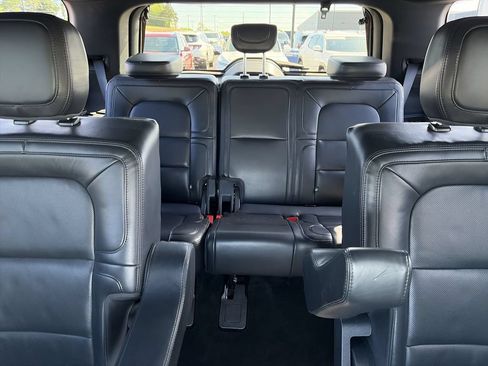 Used 2024 Lincoln Navigator Reserve AWD/4WD image 24