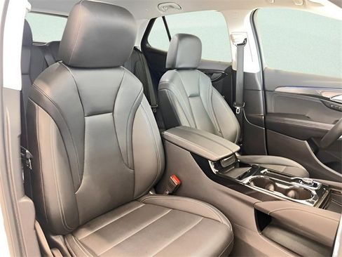 Certified 2025 Buick Envision Preferred image 10