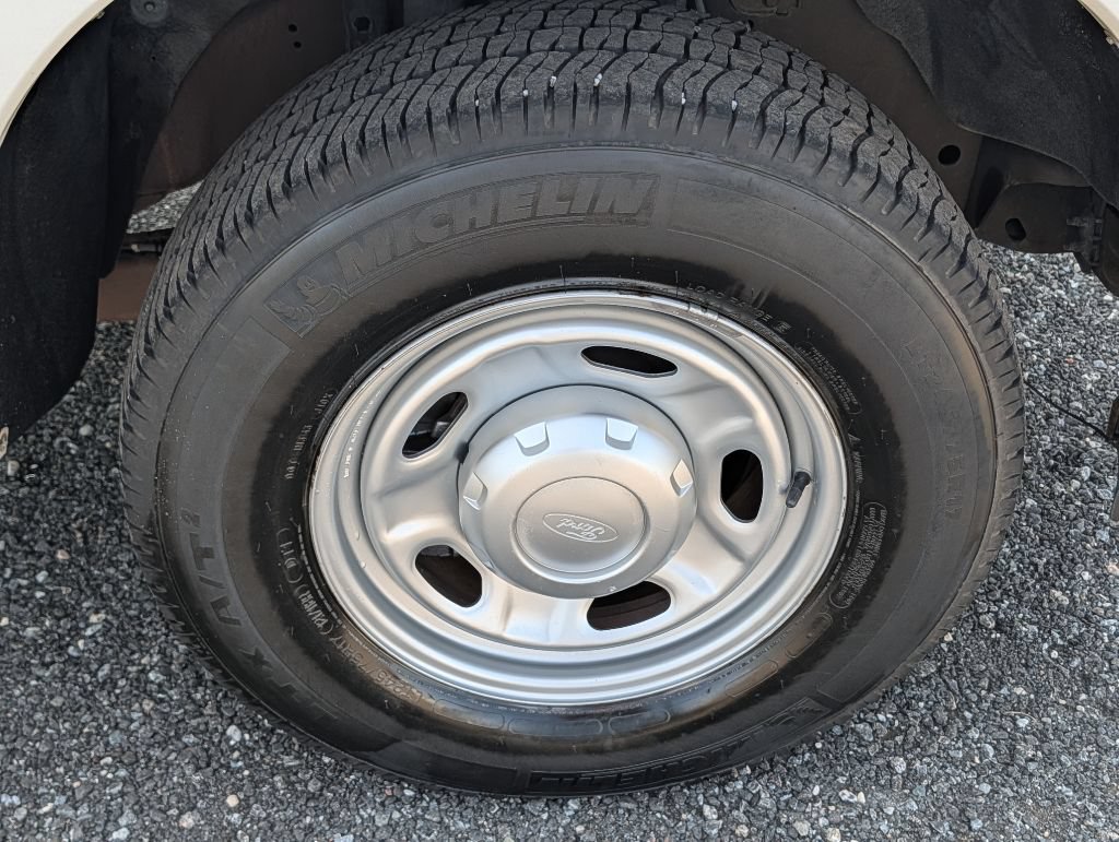 Used 2013 Ford F250 XL RWD image 25