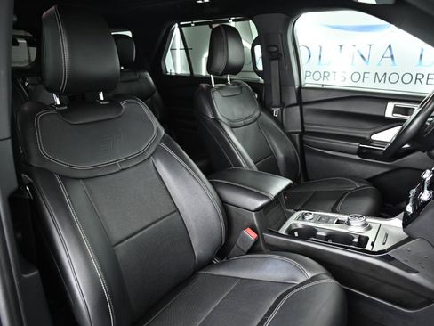 Used 2021 Ford Explorer ST w/ Equipment Group 401A AWD/4WD image 30