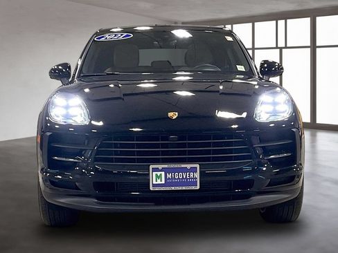 Used 2021 Porsche Macan AWD/4WD image 2