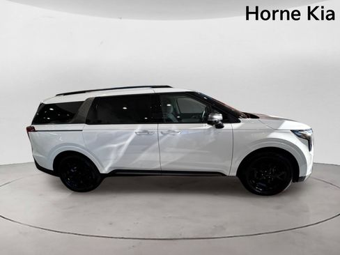 New 2026 Kia Carnival SX Prestige FWD image 3