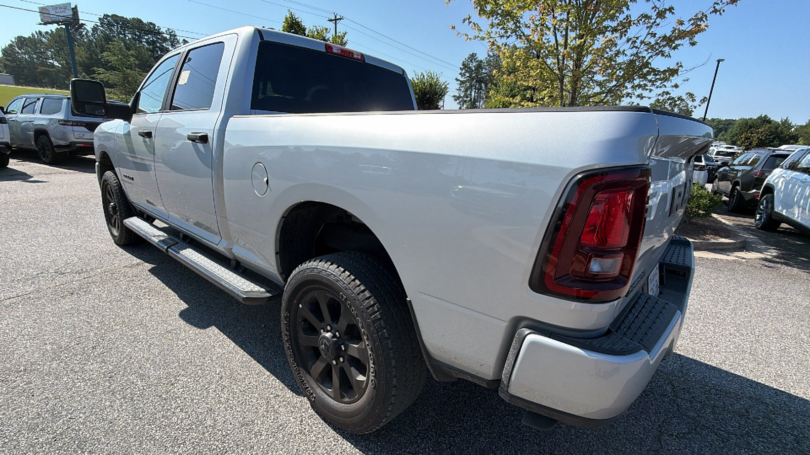 Used 2026 RAM 2500 Big Horn AWD/4WD image 10