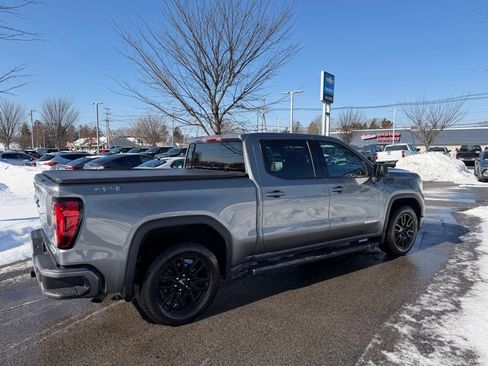 Used 2022 GMC Sierra 1500 Elevation w/ LPO, Elevation Black Package image 3