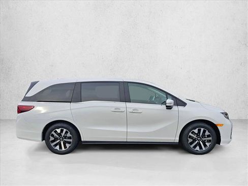 New 2026 Honda Odyssey EX-L image 4