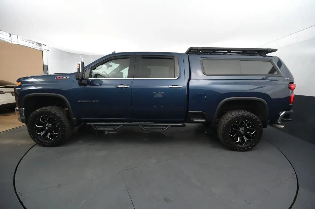 Used 2020 Chevrolet Silverado 2500 LTZ w/ Technology Package AWD/4WD image 2