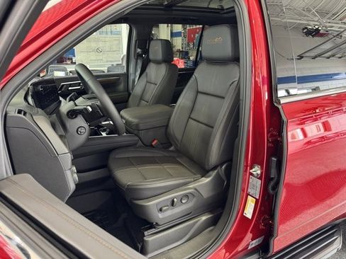 New 2026 Chevrolet Tahoe High Country w/ Sun And Tow Package image 28