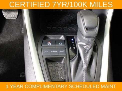 Used 2025 Toyota RAV4 XLE w/ Convenience Package FWD image 27