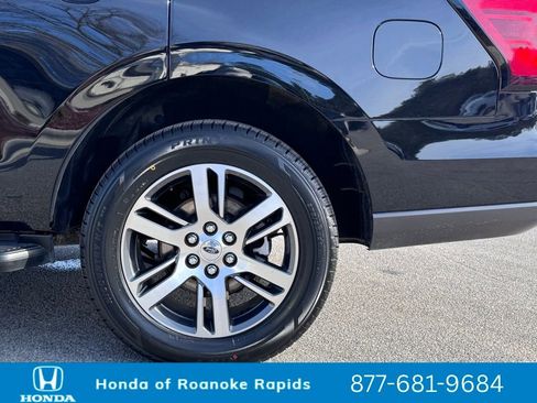 Used 2024 Ford Expedition Limited image 41