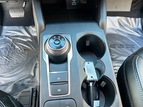 Used 2022 Ford Escape SEL image 16