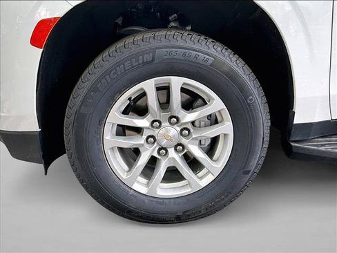 Used 2024 Chevrolet Tahoe LT RWD image 10