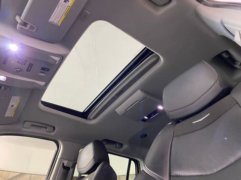 Used 2019 Cadillac Escalade Premium Luxury image 14