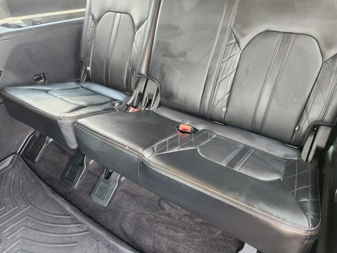 Used 2019 Ford Expedition Max Platinum AWD/4WD image 33