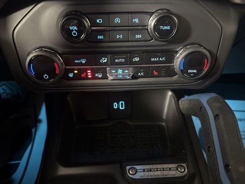 Used 2024 Ford Bronco Wildtrak AWD/4WD image 16
