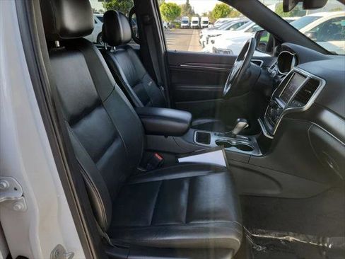 Certified 2018 Jeep Grand Cherokee Limited RWD image 17