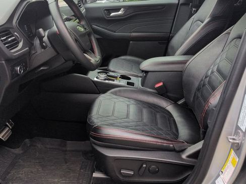 Used 2023 Ford Escape ST-Line Elite w/ Premium Technology Package AWD/4WD image 22