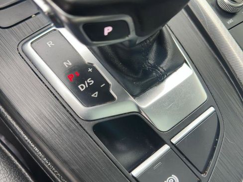 Used 2017 Audi A4 2.0T Premium image 24