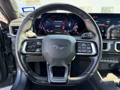 Used 2025 Ford Mustang Premium RWD image 12