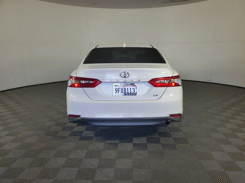 Used 2020 Toyota Camry LE FWD image 5