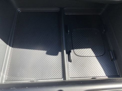 New 2026 Kia Carnival SX image 23