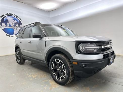 Used 2021 Ford Bronco Sport Outer Banks AWD/4WD image 12