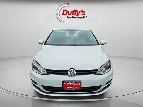 Used 2017 Volkswagen Golf S image 12