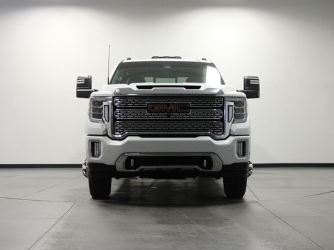 Used 2023 GMC Sierra 3500 Denali w/ Denali Ultimate Package AWD/4WD image 9