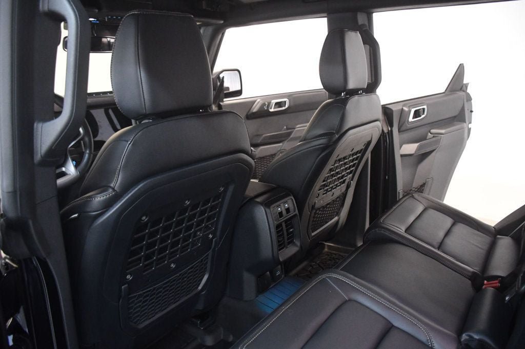 Used 2025 Ford Bronco Badlands AWD/4WD image 37