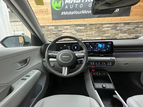 Certified 2024 Hyundai Kona Limited AWD/4WD image 19