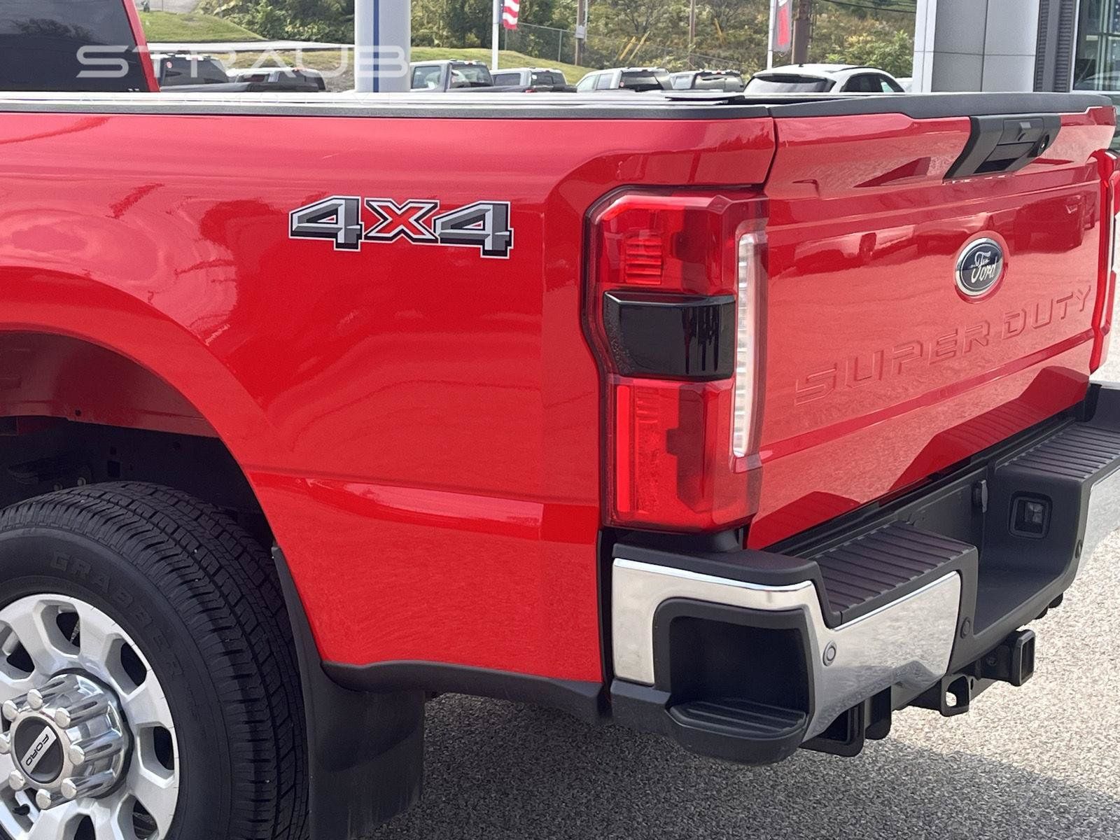 Used 2024 Ford F250 XLT w/ 360-Degree Camera Package AWD/4WD image 8