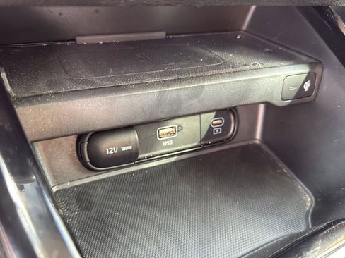 Used 2025 Kia Soul GT-Line FWD image 25