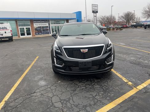 Used 2024 Cadillac XT5 Sportv w/ Technology Package image 3