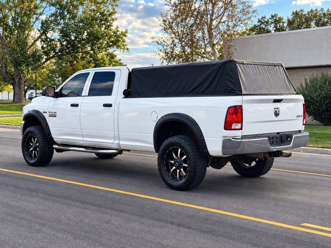 Used 2016 RAM 3500 Tradesman w/ Chrome Appearance Group AWD/4WD image 3