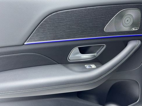 Used 2025 Mercedes-Benz GLE 350 4MATIC image 45