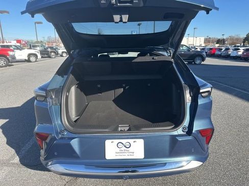 Used 2025 Buick Envista Avenir image 33