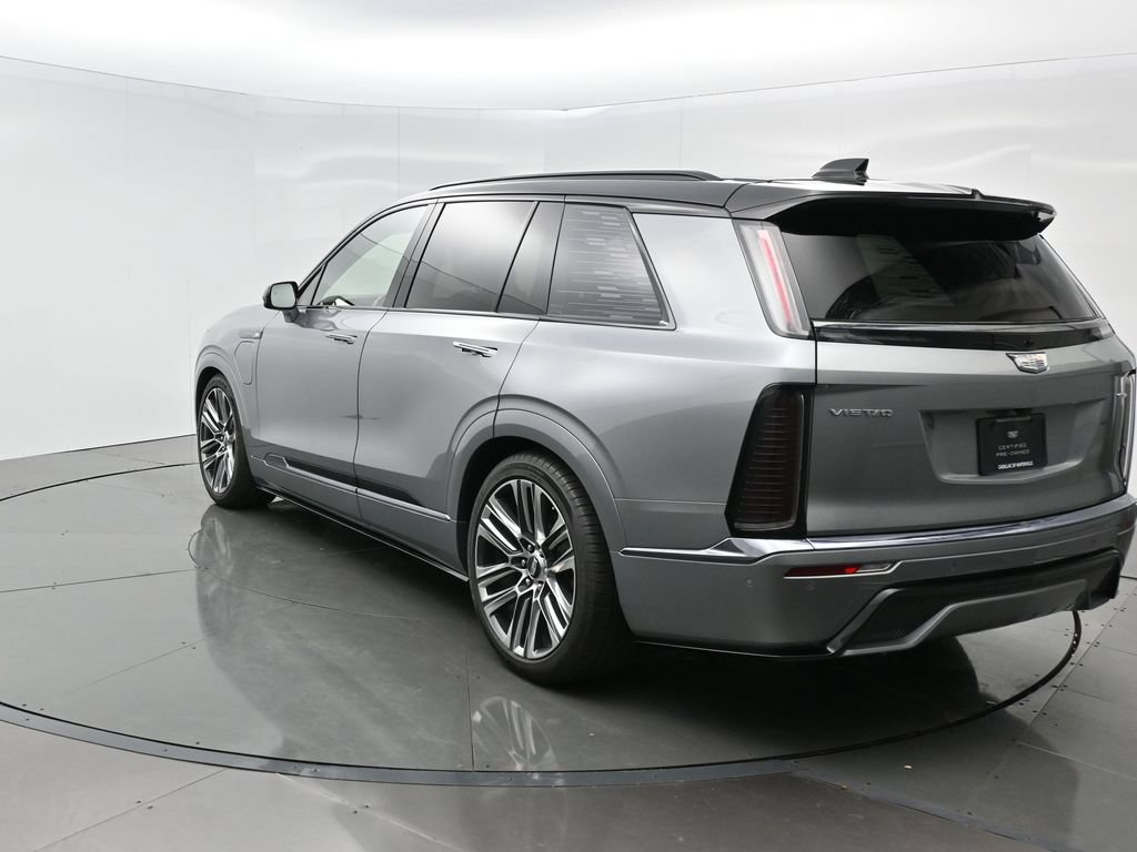 Used 2026 Cadillac Vistiq Platinum AWD/4WD image 4