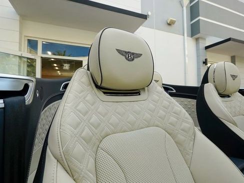 Used 2024 Bentley Continental GT Speed image 91