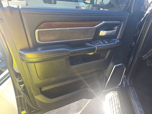 Used 2022 RAM 3500 Laramie image 8