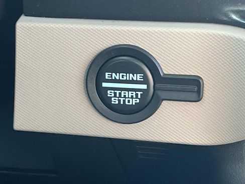 Used 2022 Ford Bronco Wildtrak image 34