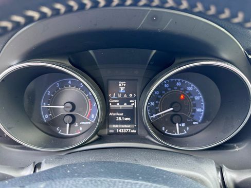 Used 2018 Toyota Corolla iM w/ All-Weather Mat Package FWD image 27