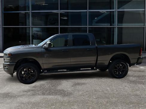 New 2026 RAM 2500 Tradesman AWD/4WD image 4