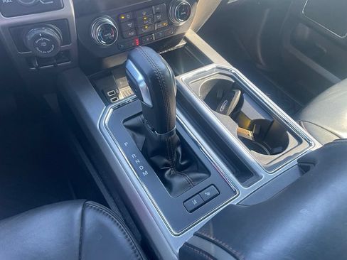 Used 2020 Ford F150 Platinum w/ Equipment Group 701A Luxury AWD/4WD image 16