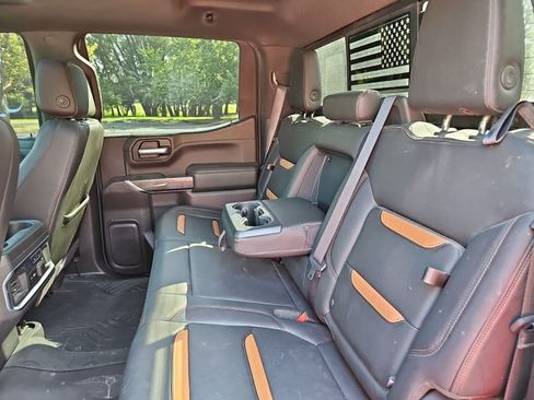 Used 2020 GMC Sierra 1500 AT4 w/ AT4 Premium Package AWD/4WD image 17